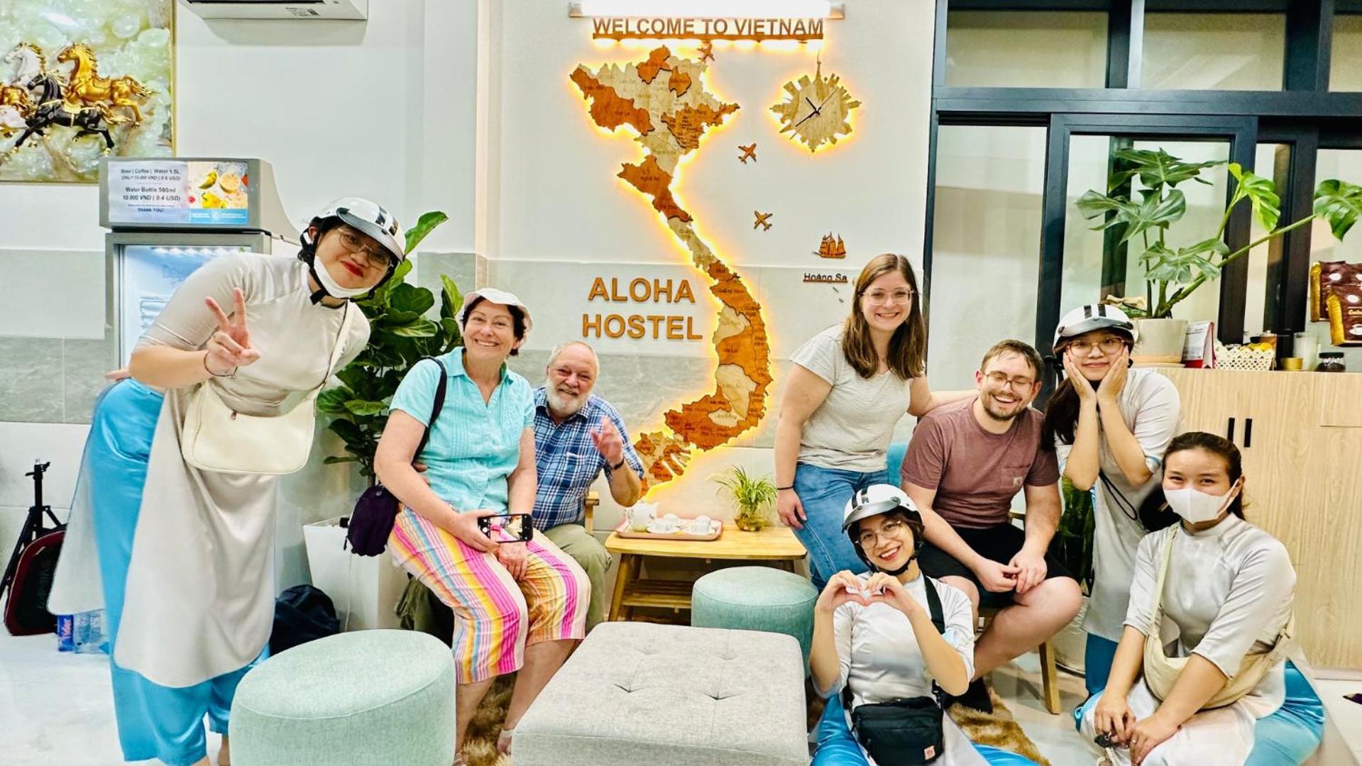 Aloha Saigon Premium Hostel By Local Travel Experts - Newly Opened, Less-Touristy Location, Spacious Rooms, Glass Shower Bathroom, Free Breakfast & Walking Tour Ho-Chi-Minh-Stadt Exterior foto