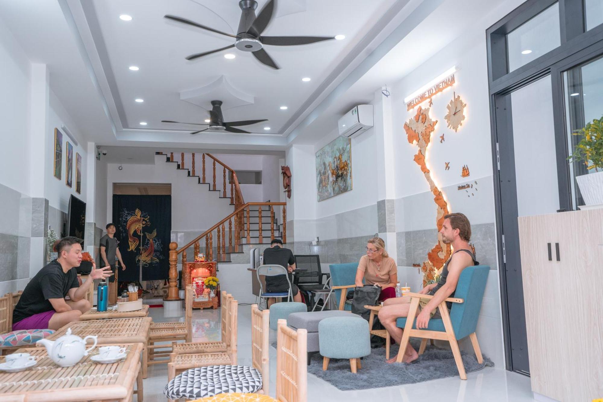 Aloha Saigon Premium Hostel By Local Travel Experts - Newly Opened, Less-Touristy Location, Spacious Rooms, Glass Shower Bathroom, Free Breakfast & Walking Tour Ho-Chi-Minh-Stadt Exterior foto
