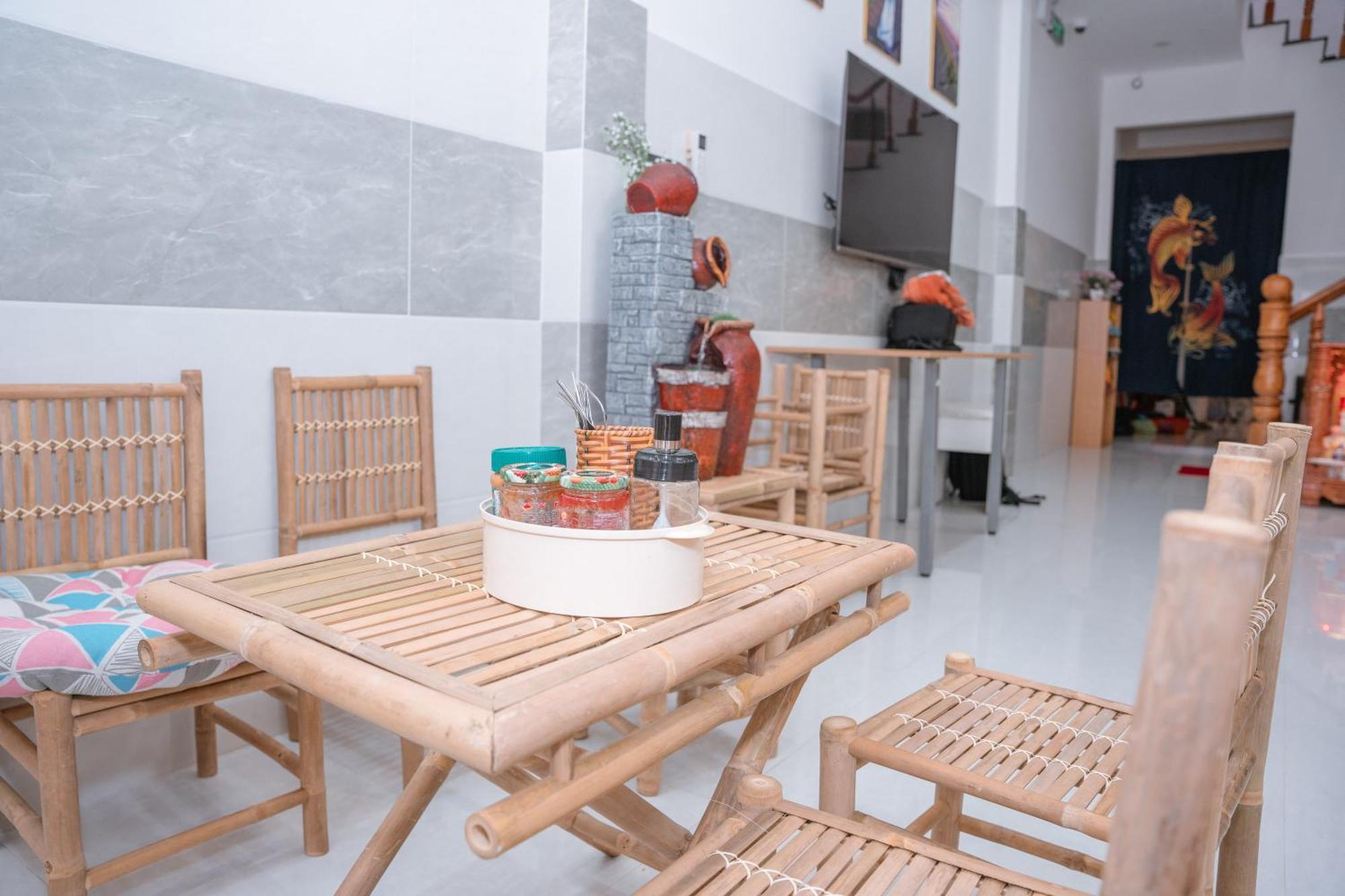 Aloha Saigon Premium Hostel By Local Travel Experts - Newly Opened, Less-Touristy Location, Spacious Rooms, Glass Shower Bathroom, Free Breakfast & Walking Tour Ho-Chi-Minh-Stadt Exterior foto