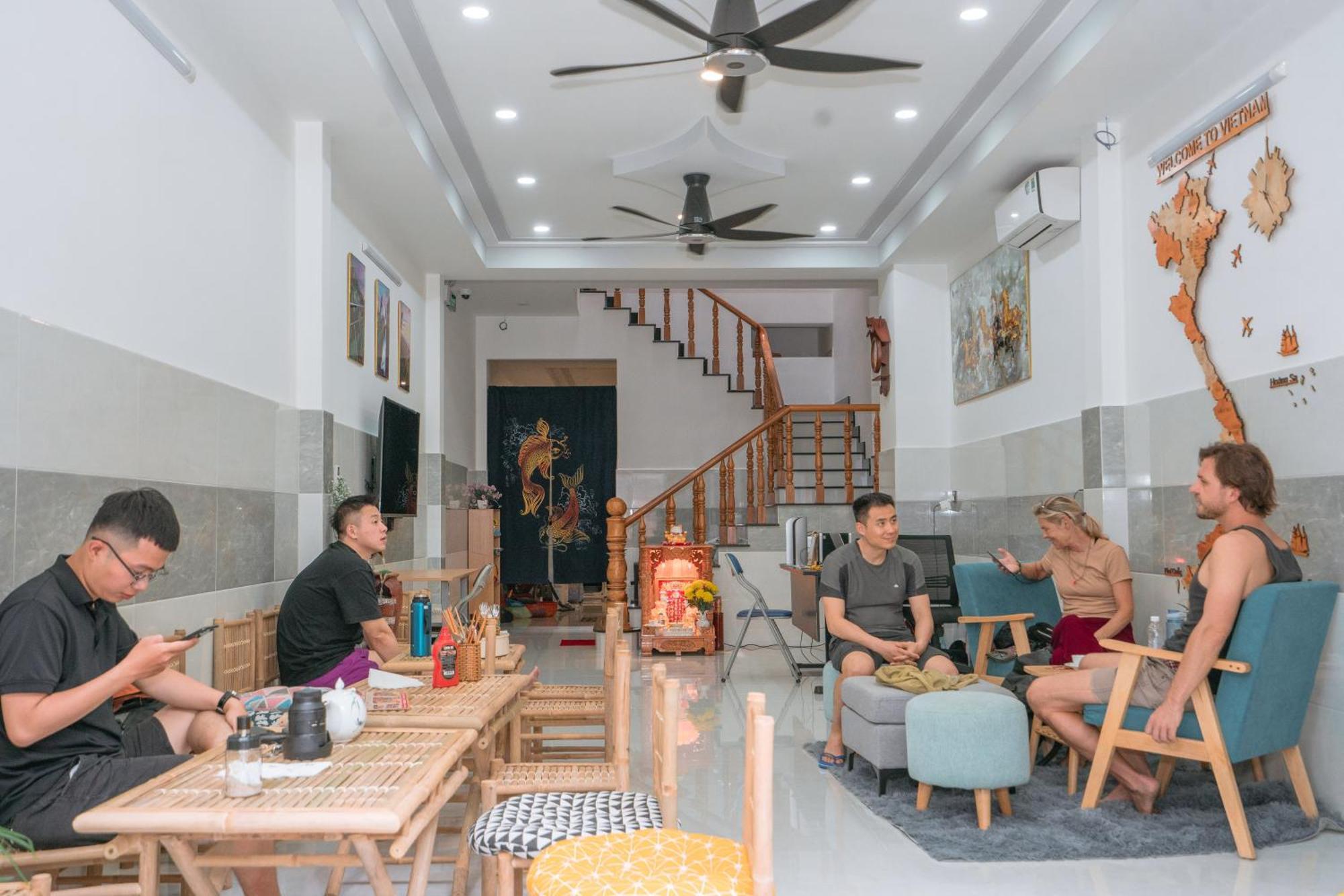 Aloha Saigon Premium Hostel By Local Travel Experts - Newly Opened, Less-Touristy Location, Spacious Rooms, Glass Shower Bathroom, Free Breakfast & Walking Tour Ho-Chi-Minh-Stadt Exterior foto