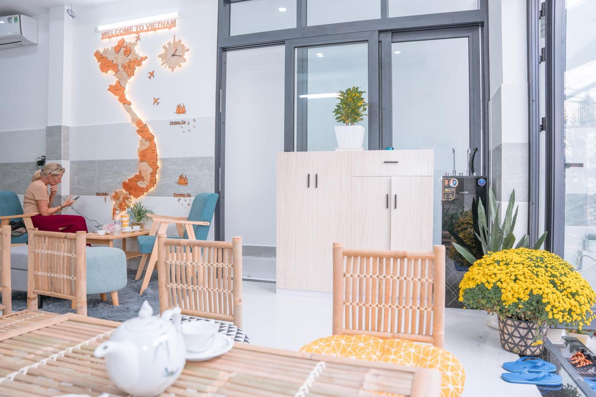 Aloha Saigon Premium Hostel By Local Travel Experts - Newly Opened, Less-Touristy Location, Spacious Rooms, Glass Shower Bathroom, Free Breakfast & Walking Tour Ho-Chi-Minh-Stadt Exterior foto