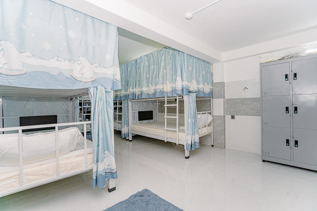 Aloha Saigon Premium Hostel By Local Travel Experts - Newly Opened, Less-Touristy Location, Spacious Rooms, Glass Shower Bathroom, Free Breakfast & Walking Tour Ho-Chi-Minh-Stadt Exterior foto